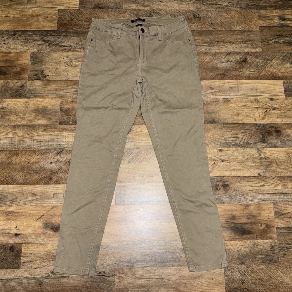 Baccini Women's Khaki Pants Size 10